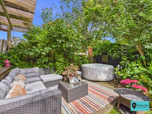 Garden Relax Area - click for photo gallery